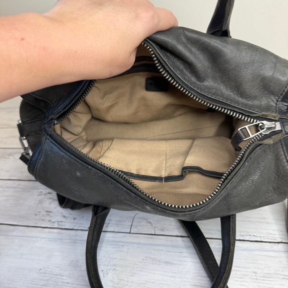 Madewell Charcoal black Leather Shoulder Bag - Picture 4 of 5